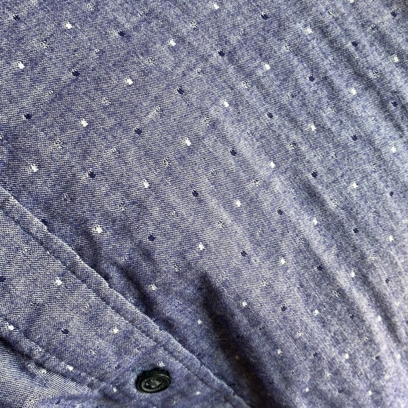 Michael Kors Men's Button Down Classic Fit Shirt Size Medium - Picture 11 of 13